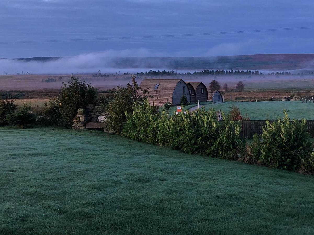 Villa Loch Shin Glamping Pods Lairg Esterno foto