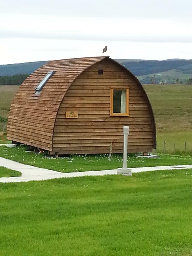 Villa Loch Shin Glamping Pods Lairg Esterno foto